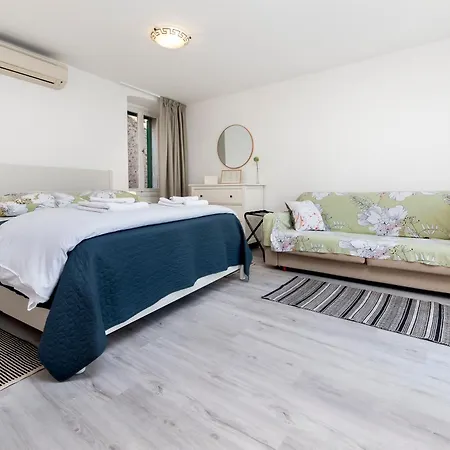 Stella Marina Sea View Free Parking Apartman Rovinj